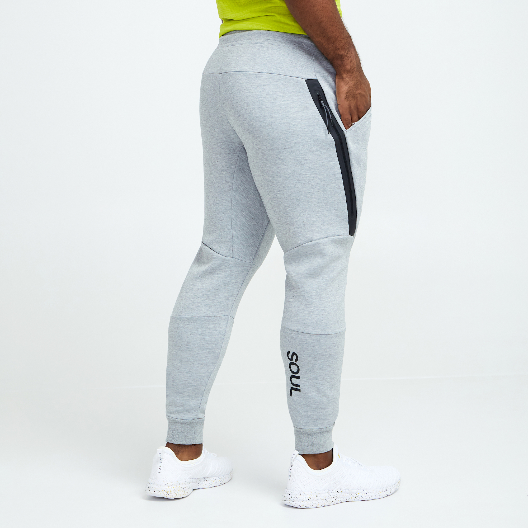 nike sportswear tech icon joggers